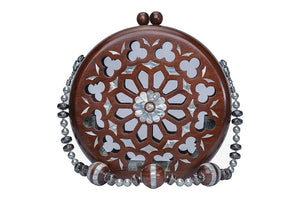 Rose window clutch
