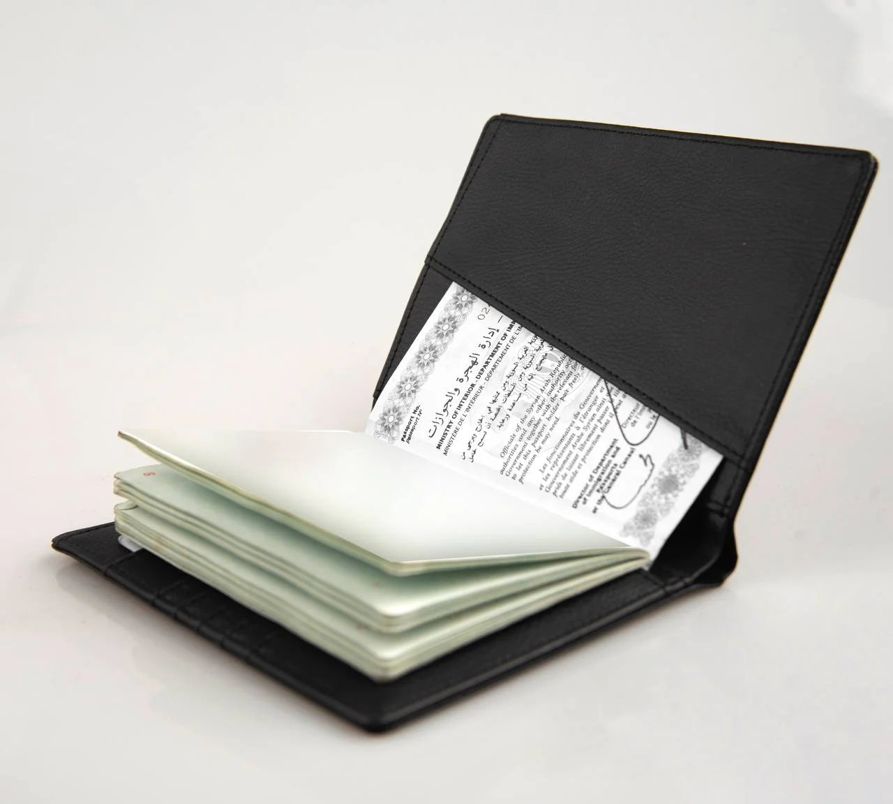 Passport Holder Bahrain - Black